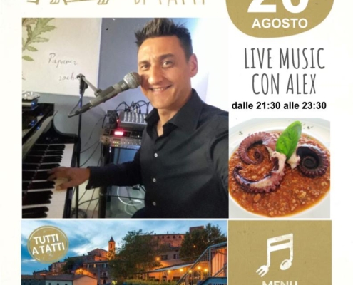 20 agosto 2021 - Piano bar - Il Barrino di Tatti ristorante pizzeria - cucina di stagione e del territorio
